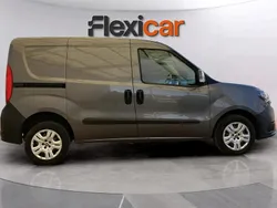 Cinza Usado 2019 Fiat Doblò Monovolume | € 11.490 (Preço justo)