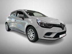 Branco Usado 2017 Renault Clio IV Zen | € 8.490 (Preço justo)