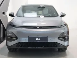Cinzento Usado 2025 XPENG G6 SUV | € 43.750