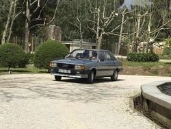 Cinzento Usado 1985 Audi 80 | € 3.999