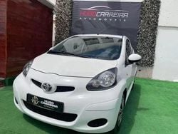 Branco Usado 2008 Toyota Aygo Citadino | € 5.000