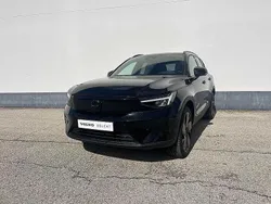 Preto Usado 2025 Volvo EX40 SUV | € 53.950 (Preço justo)