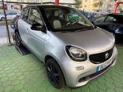 Cinza Usado 2016 Smart ForFour Passion | € 9.750 (Preço justo)