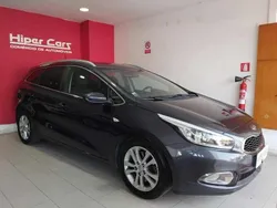 Cinzento Usado 2015 Kia Ceed Sportswagon Carrinha | € 10.300 (Preço justo)