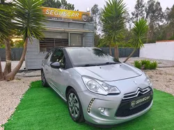 Cinzento Usado 2015 DS Automobiles DS3 So Chic Citadino | € 8.500