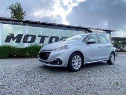Cinzento Usado 2017 Peugeot 208 Active Citadino | € 12.990 (Preço elevado)