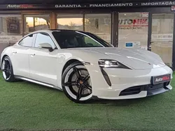 Branco Usado 2021 Porsche Taycan Turbo Sedan | € 92.500