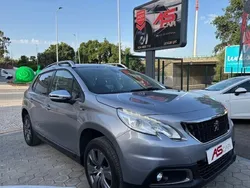 Cinza Usado 2017 Peugeot 2008 Active SUV | € 13.490 (Preço justo)