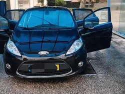 Preto Usado 2011 Ford Fiesta Citadino | € 5.000 (Bom preço)