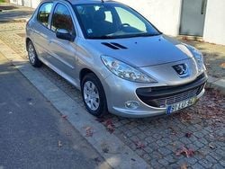 Usado 2011 Peugeot 206+ Citadino | € 4.970