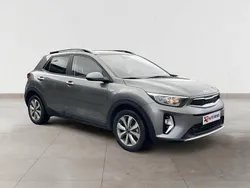 Cinzento Usado 2024 Kia Stonic SUV | € 18.290 (Preço justo)