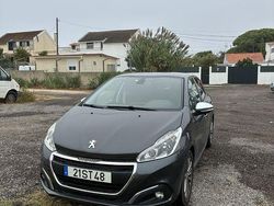 Usado 2017 Peugeot 208 Citadino | € 7.750 (Preço justo)