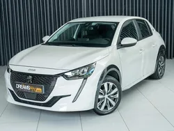 Branco Usado 2020 Peugeot e-208 Citadino | € 16.400 (Bom preço)