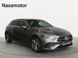 Cinzento escuro metalizado Usado 2023 Mercedes A250 | € 37.500 (Preço justo)