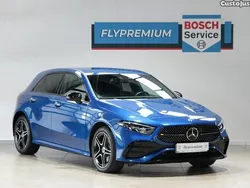 Azul Usado 2023 Mercedes A250 AMG line | € 39.490
