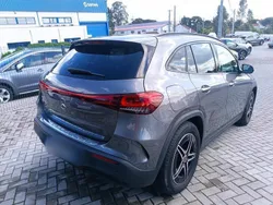 Cinza Usado 2022 Mercedes EQA250 AMG line SUV | € 34.500 (Super Preço)