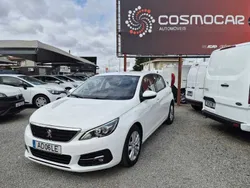 Branco Usado 2020 Peugeot 308 Style | € 14.900 (Preço justo)