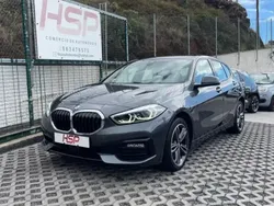 Cinza escuro Usado 2021 BMW 116 Sport Line Citadino | € 25.990 (Preço justo)