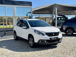 Branco Usado 2017 Peugeot 2008 Style SUV | € 12.990 (Preço elevado)