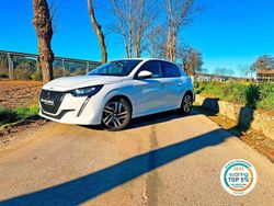 Branco Usado 2021 Peugeot 208 Allure Citadino | € 15.500 (Preço justo)