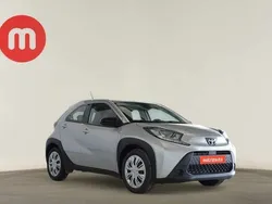 Cinzento Usado 2023 Toyota Aygo Citadino | € 16.999 (Preço elevado)