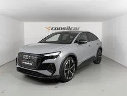 Cinza Usado 2022 Audi Q4 Sportback e-tron S-Line SUV | € 39.780
