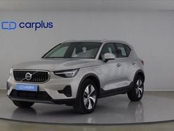 Cinza Usado 2023 Volvo XC40 Core SUV | € 38.500 (Preço justo)