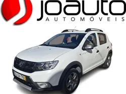 Branco Usado 2018 Dacia Sandero Citadino | € 11.900 (Preço elevado)