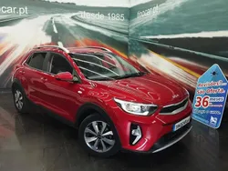 Vermelho Usado 2022 Kia Stonic SUV | € 13.900 (Bom preço)