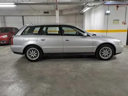 Usado 2000 Audi A4 Carrinha | € 3.300