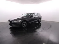 Cinzento Usado 2020 Volvo V60 Carrinha | € 29.900 (Preço justo)