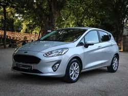 Cinzento Usado 2018 Ford Fiesta Citadino | € 12.900 (Preço elevado)