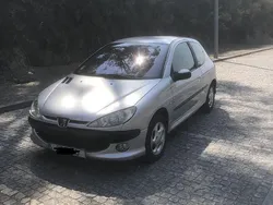 Usado 2003 Peugeot 206 Quiksilver | € 2.250