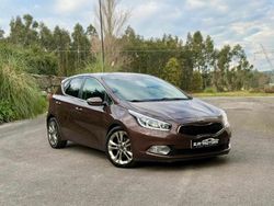 Castanho Usado 2012 Kia Ceed | € 10.000 (Preço elevado)