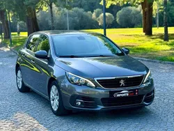 Cinzento Usado 2018 Peugeot 308 Active Sedan | € 11.999 (Preço elevado)
