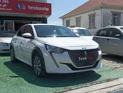 Branco Usado 2021 Peugeot e-208 Active Citadino | € 19.880 (Super Preço)