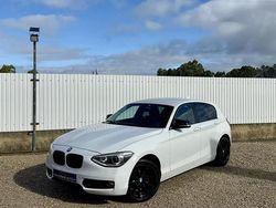 Branco glaciar Usado 2014 BMW 116 Urban Line Citadino | € 14.000 (Preço elevado)