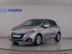 Cinzento Usado 2019 Peugeot 208 Active Citadino | € 13.600 (Preço justo)