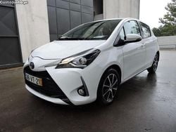 Branco Usado 2018 Toyota Yaris Comfort Citadino | € 13.000 (Preço justo)