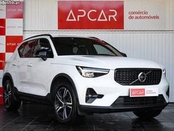 Branco Usado 2023 Volvo XC40 Plus SUV | € 29.990 (Bom preço)