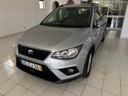 Cinza Usado 2019 Seat Arona Style SUV | € 15.250 (Bom preço)