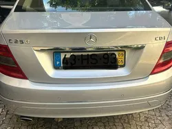 Usado 2009 Mercedes C250 Sedan | € 8.500