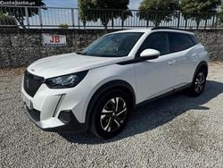 Branco Usado 2021 Peugeot 2008 Allure SUV | € 17.950 (Bom preço)