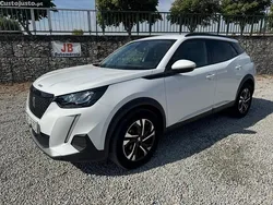 Branco Usado 2021 Peugeot 2008 Allure SUV | € 17.950 (Bom preço)