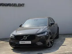 Cinzento Usado 2024 Volvo S90 Plus Sedan | € 61.400