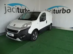 Branco Usado 2020 Fiat Fiorino Monovolume | € 12.500 (Preço elevado)
