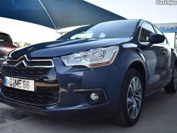 Branco Usado 2012 Citroën DS4 Citadino | € 9.950