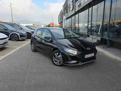 Preto Usado 2024 Hyundai i20 Comfort Citadino | € 18.490 (Preço justo)