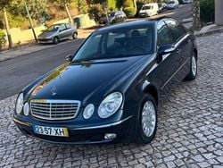 Usado 2004 Mercedes E320 Sedan | € 6.450