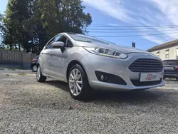 Cinza Usado 2016 Ford Fiesta Titanium Citadino | € 9.990 (Preço justo)